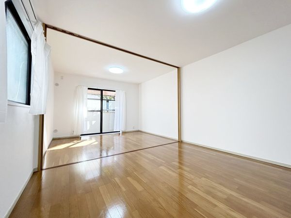 ライオンズマンション三鷹関前 リビング