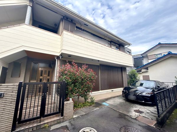 調布市飛田給2丁目古家付き土地 前面道路含む外観 前面道路含む外観