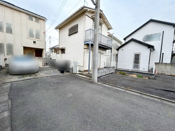 調布市国領町5丁目 土地 前面道路含む外観 調布市国領町5丁目 土地 前面道路含む外観