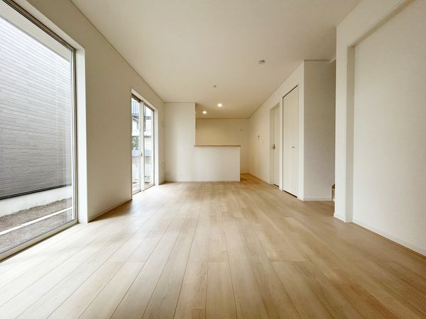 三鷹市大沢5丁目 新築戸建3号棟 リビング