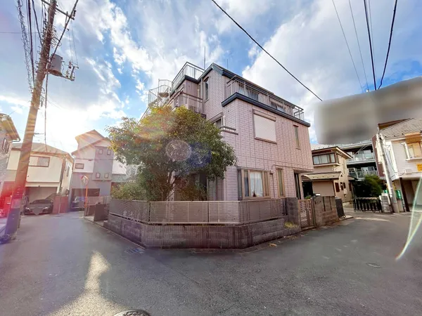 前面道路含む外観