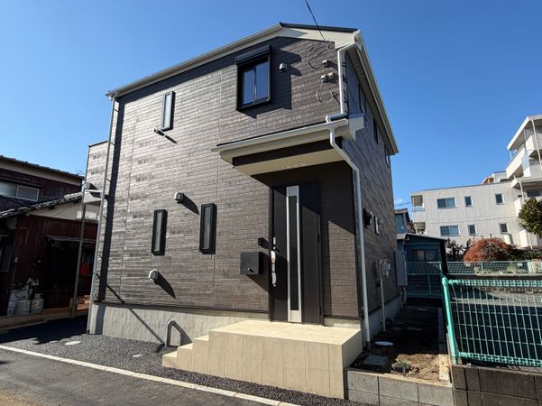 調布市下石原1丁目新築戸建 外観