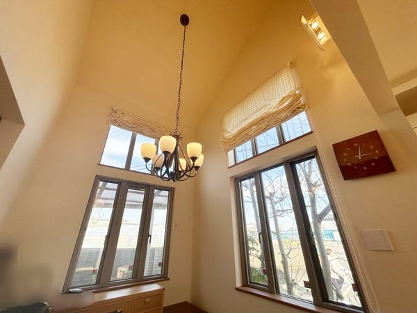 調布市布田6丁目 戸建 リビング