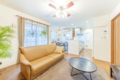 調布市深大寺元町3丁目 戸建 リビング