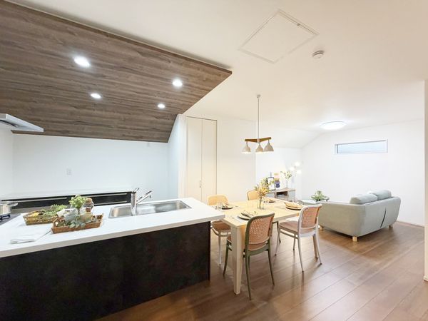 稲城市押立新築戸建 第1-2号棟 リビング