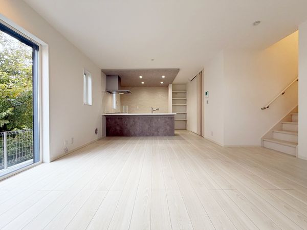 稲城市押立新築戸建 2-4 リビング