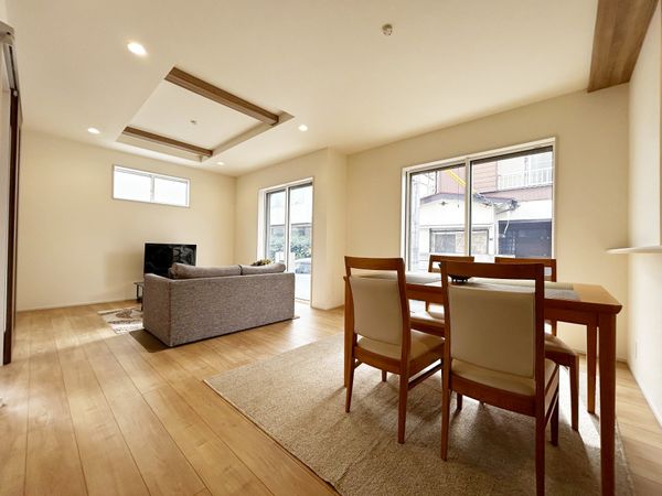 三鷹市大沢5丁目 新築戸建 リビング 三鷹市大沢5丁目 新築戸建 リビング