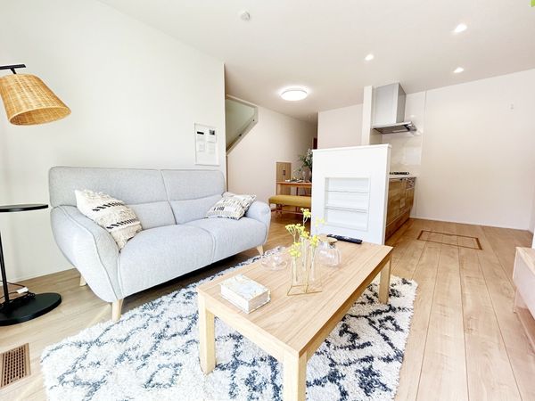 三鷹市大沢1丁目 戸建 2号棟 リビング