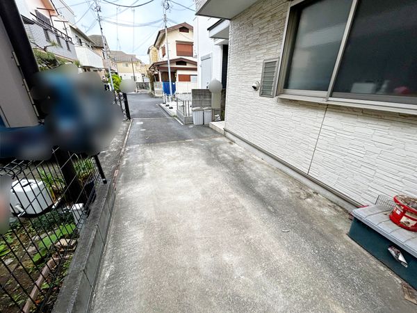 三鷹市井口2丁目 戸建 駐車場