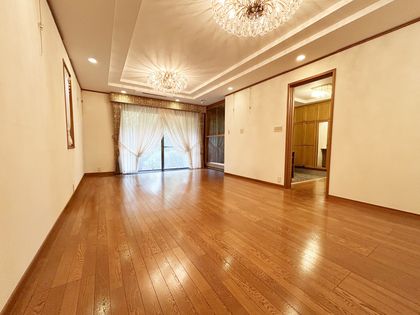 調布市深大寺北町7丁目 戸建 室内