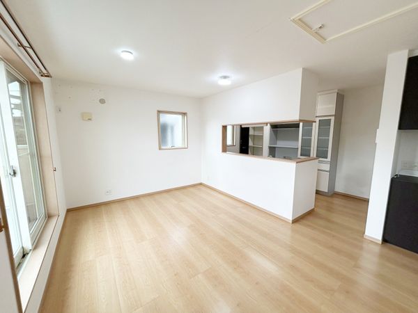 狛江市中和泉1丁目 戸建 リビング