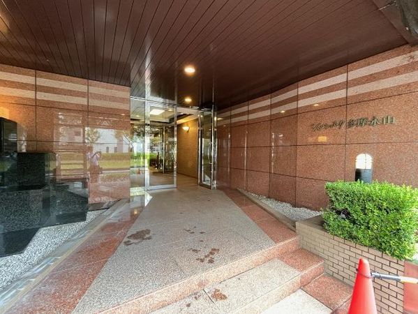 シャロンパーク多摩永山 エントランス