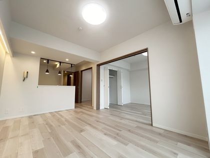 豊栄アンバサダー調布 リビング