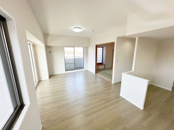 稲城パーク・ホームズ リビング