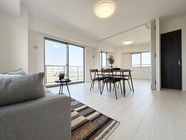 レーベンハイム多摩聖ヶ丘 リビング