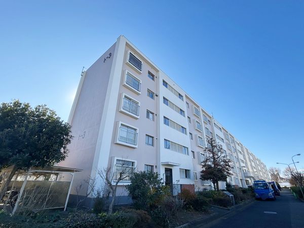 多摩川住宅 ト-3号棟 外観 多摩川住宅 ト-3号棟 外観