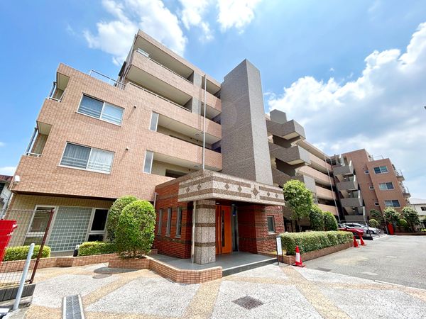 ファミール国領モアメーム 外観