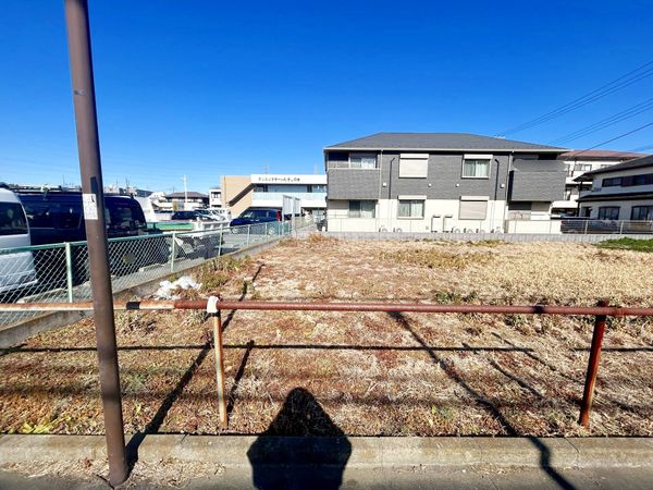 府中市白糸台4丁目 土地 4区画 前面道路含む外観 府中市白糸台4丁目 土地 4区画 前面道路含む外観