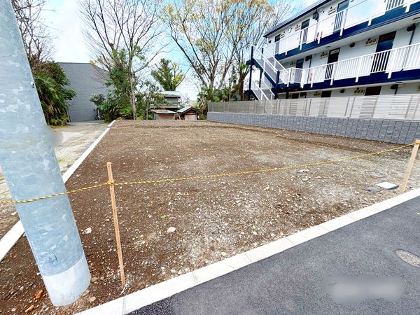 府中市分梅町2丁目 土地 区画1 前面道路含む外観 府中市分梅町2丁目 土地 区画1 前面道路含む外観