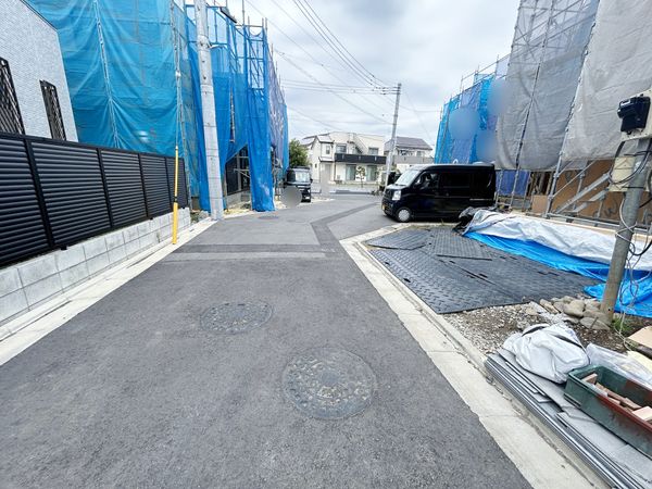 府中市住吉町1丁目 新築戸建 6号棟 前面道路含む外観 府中市住吉町1丁目 新築戸建 6号棟 前面道路含む外観
