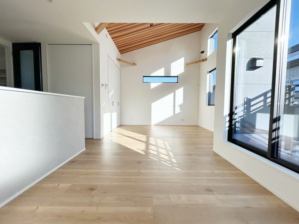 府中市若松町3丁目 新築戸建 3号棟 リビング