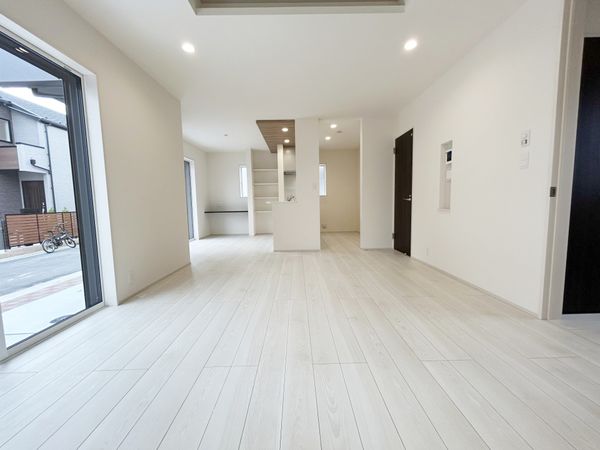 府中市四谷4丁目 新築戸建6号棟 リビング 府中市四谷4丁目 新築戸建6号棟 リビング