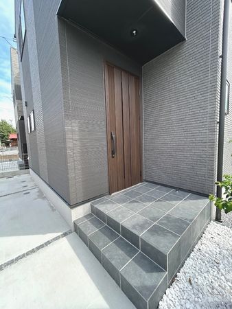 府中市美好町3丁目 新築戸建 1号棟 玄関 府中市美好町3丁目 新築戸建 1号棟 玄関