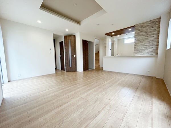府中市四谷4丁目 新築戸建2号棟 リビング