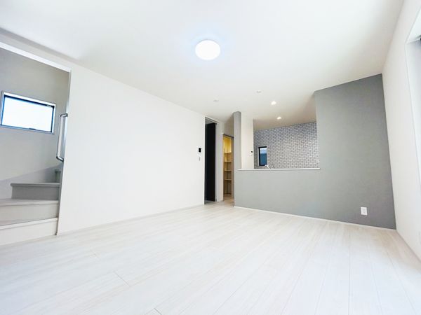 府中市小柳町4丁目 新築戸建 リビング 府中市小柳町4丁目 新築戸建 リビング