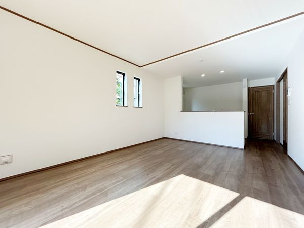 府中市栄町2丁目 新築戸建 C号棟 リビング