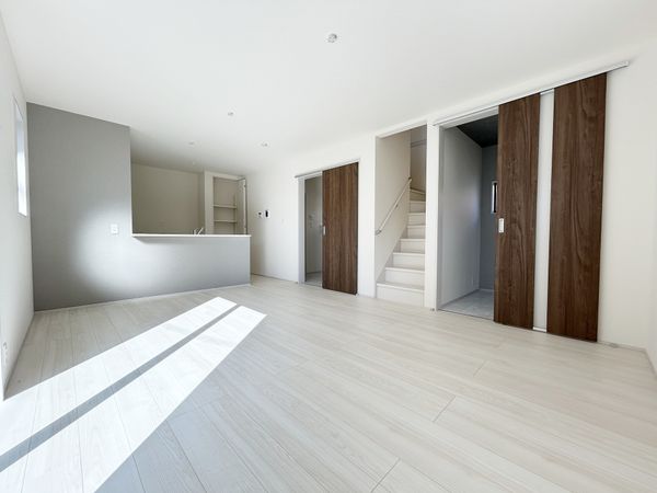 府中市白糸台3丁目 新築 1号棟 リビング 府中市白糸台3丁目 新築 1号棟 リビング