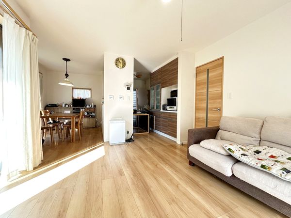 府中市四谷4丁目 戸建 リビング 府中市四谷4丁目 戸建 リビング