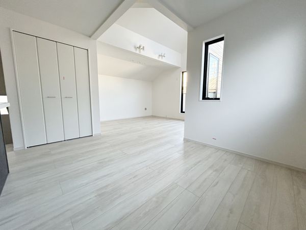 府中市分梅町1丁目 新築戸建1号棟 リビング