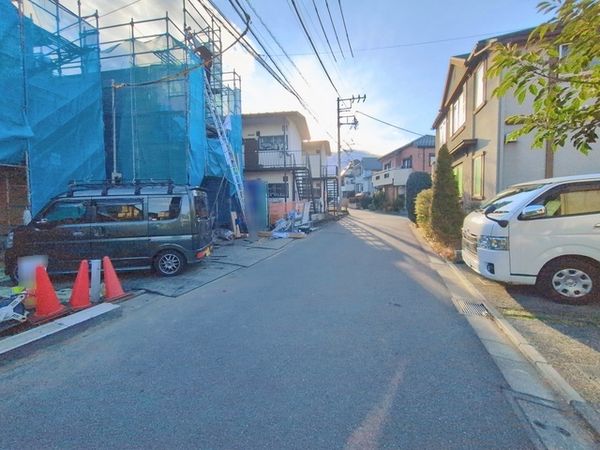 府中市是政1丁目 戸建 1号棟 駐車場