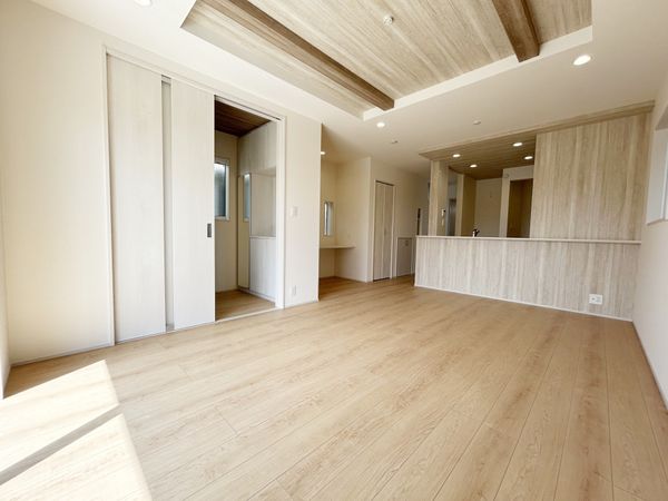 府中市小柳町5丁目 戸建 1号棟 リビング 府中市小柳町5丁目 戸建 1号棟 リビング