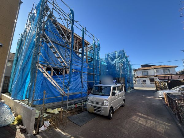 府中市分梅町5丁目 新築戸建2号棟 前面道路含む外観