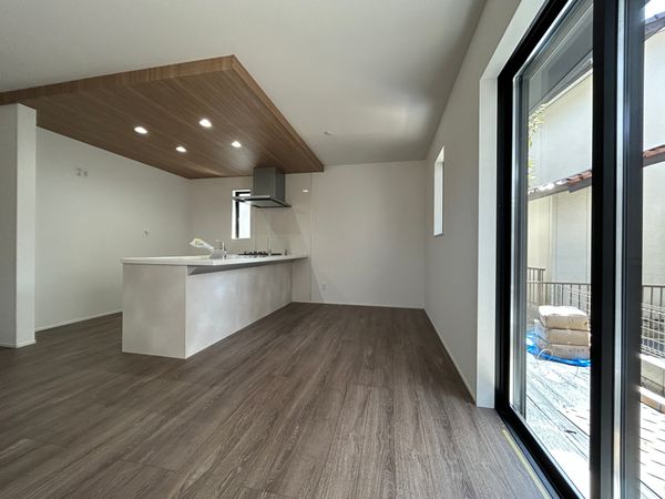 府中市新町2丁目 新築戸建 3号棟 リビング