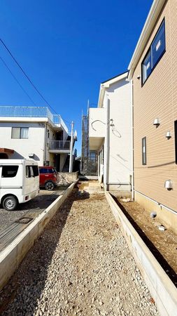 府中市清水が丘3丁目 新築戸建 9号棟 駐車場