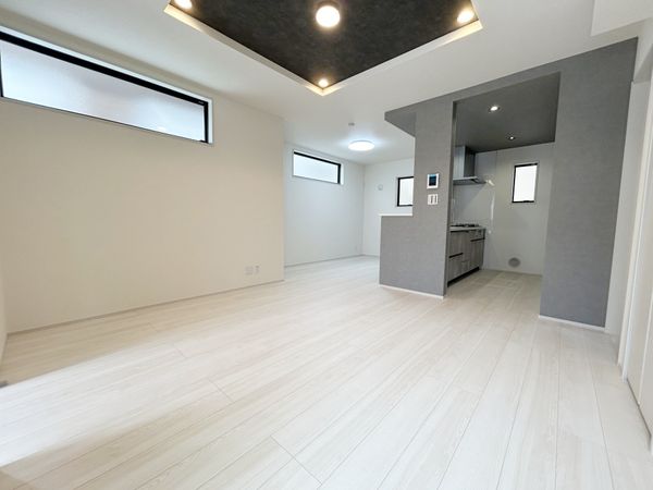 府中市武蔵台1丁目 新築戸建 3号棟 リビング 府中市武蔵台1丁目 新築戸建 3号棟 リビング