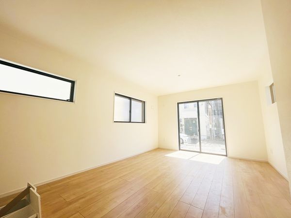 府中市浅間町4丁目 新築戸建 1号棟 リビング