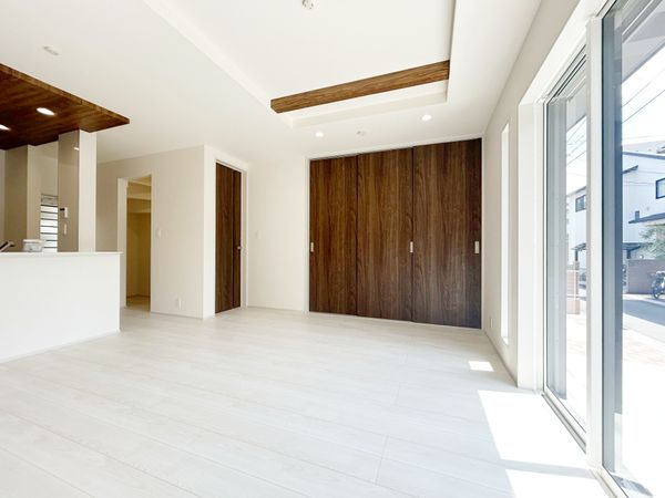 府中市分梅町5丁目 新築戸建1号棟 リビング リビング