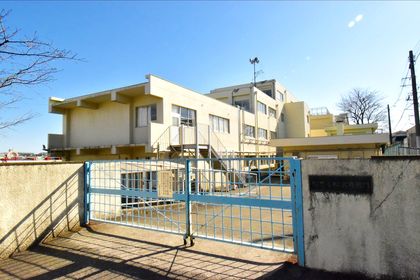 世田谷区松原1丁目【借地権付戸建】 世田谷区立松原小学校(約710m) 世田谷区立松原小学校(約710m)