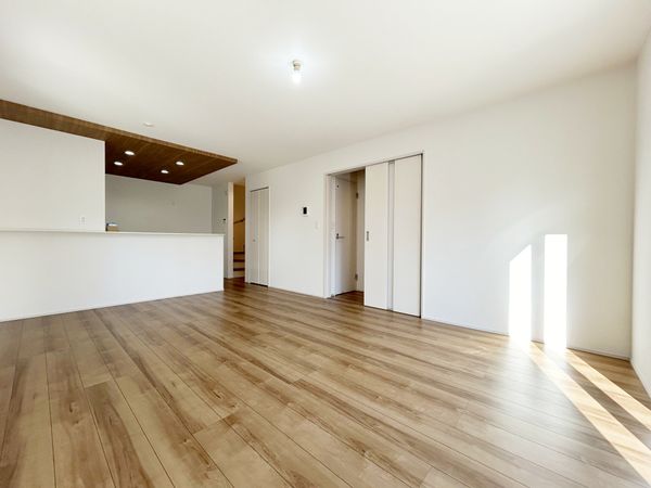 府中市四谷4丁目 新築戸建 9号棟 リビング 府中市四谷4丁目 新築戸建 9号棟 リビング