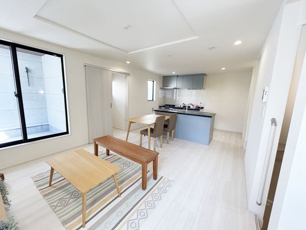 府中市本町4丁目 新築戸建 2号棟 リビング 府中市本町4丁目 新築戸建 2号棟 リビング