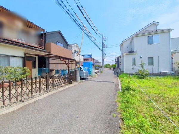 府中市押立町4丁目 新築戸建 前面道路含む外観