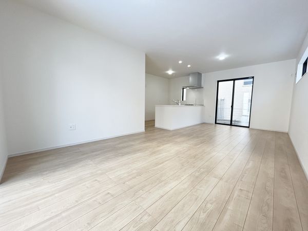 府中市分梅町2丁目 新築戸建 リビング