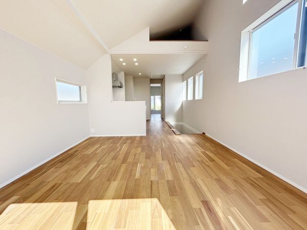 府中市四谷1丁目 新築戸建 1号棟 リビング