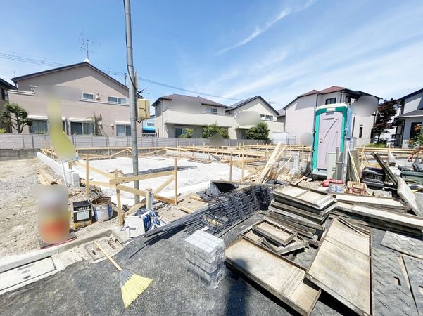 府中市小柳町5丁目 新築戸建 4号棟 前面道路含む外観 府中市小柳町5丁目 新築戸建 4号棟 前面道路含む外観