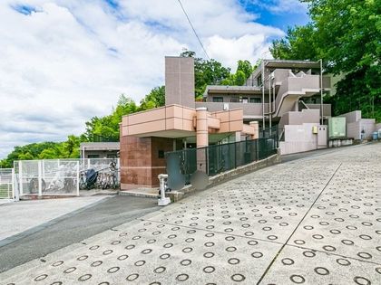 ヒルズ生田 外観