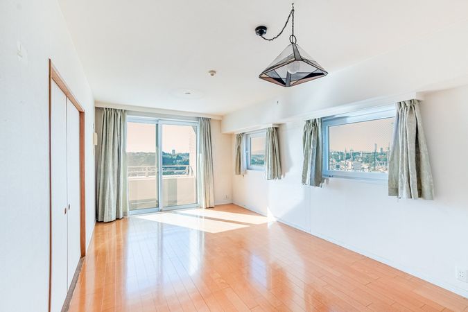 エールトレビュー聖蹟桜ヶ丘ハイライズ ソワレ リビング